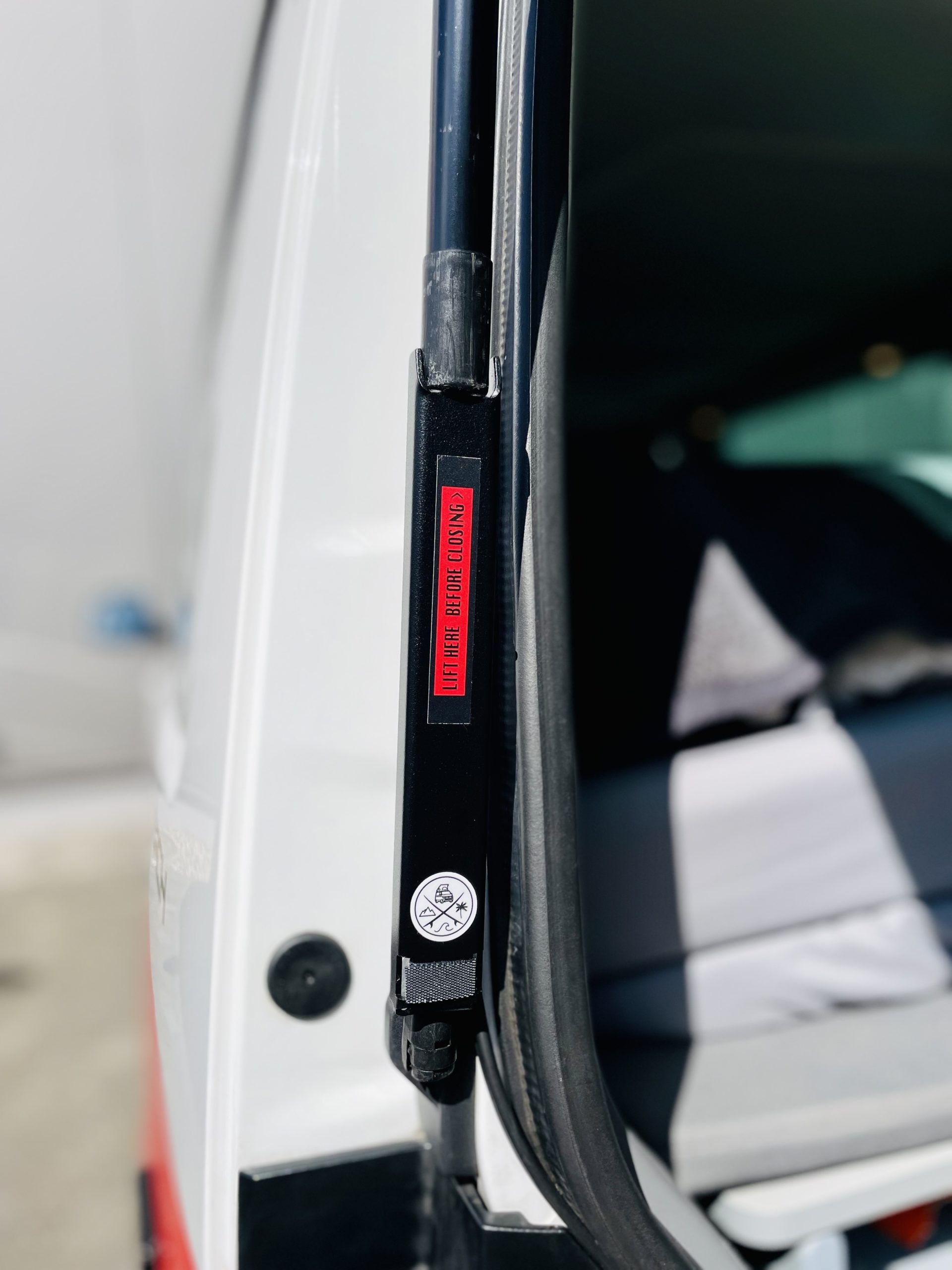 Heckklappenaufsteller VW T5 T6 T6.1 California – Mobilcamping